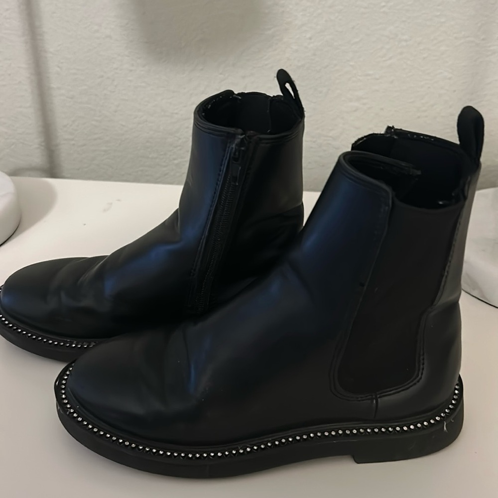 Zara girls rhinestone detail black boots size 13.5
